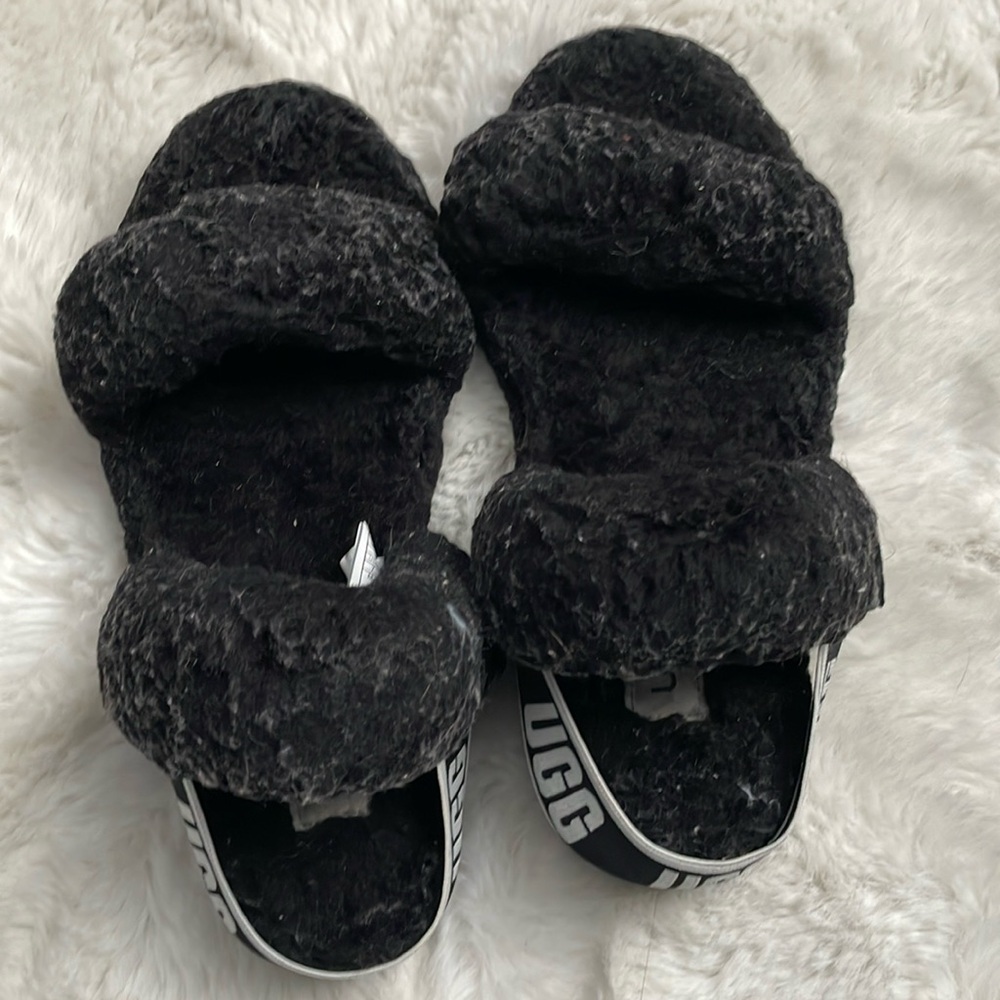 ugg slides